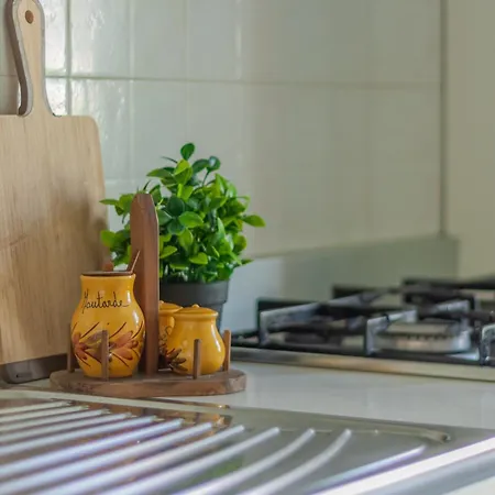 Апартаменты Sunflowers *