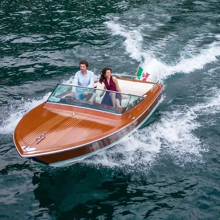 Sunflowers Манделло-дель-Ларио